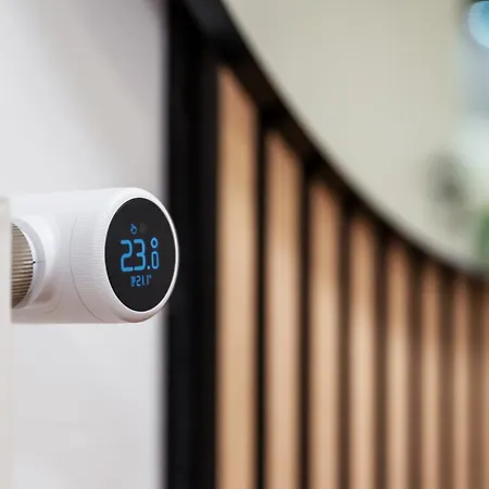 شقة Edler Wohnraum Design-apartment Mit Balkon, Boxspringbett, Miele-kaffeevollautomat, Lift, Parkplatz & Wlan 569 Mbps *