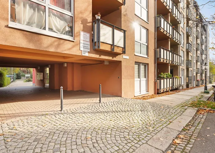 شقة Edler Wohnraum Elegantes Mit Balkon, Boxspringbett, Kaffeevollautomat, Lift & Parkplatz