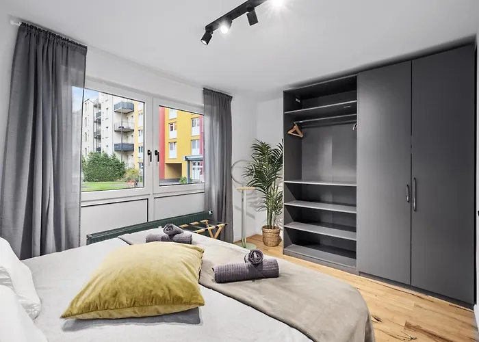 شقة Edler Wohnraum Elegantes Mit Balkon, Boxspringbett, Kaffeevollautomat, Lift & Parkplatz شيمنيتز
