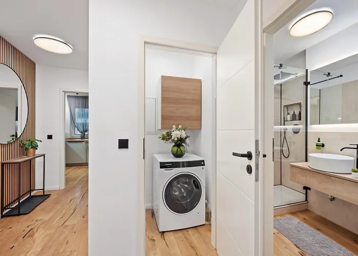 شقة Edler Wohnraum Elegantes Mit Balkon, Boxspringbett, Kaffeevollautomat, Lift & Parkplatz *