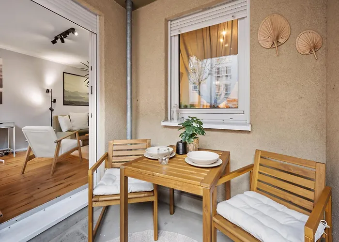 Edler Wohnraum Elegantes Mit Balkon, Boxspringbett, Kaffeevollautomat, Lift & Parkplatz * شيمنيتز